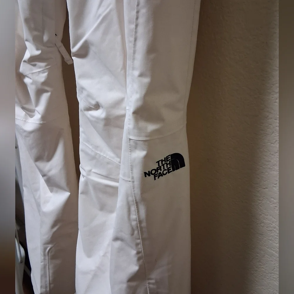 The North Face Women Snow Pants - Picture 7 of 14